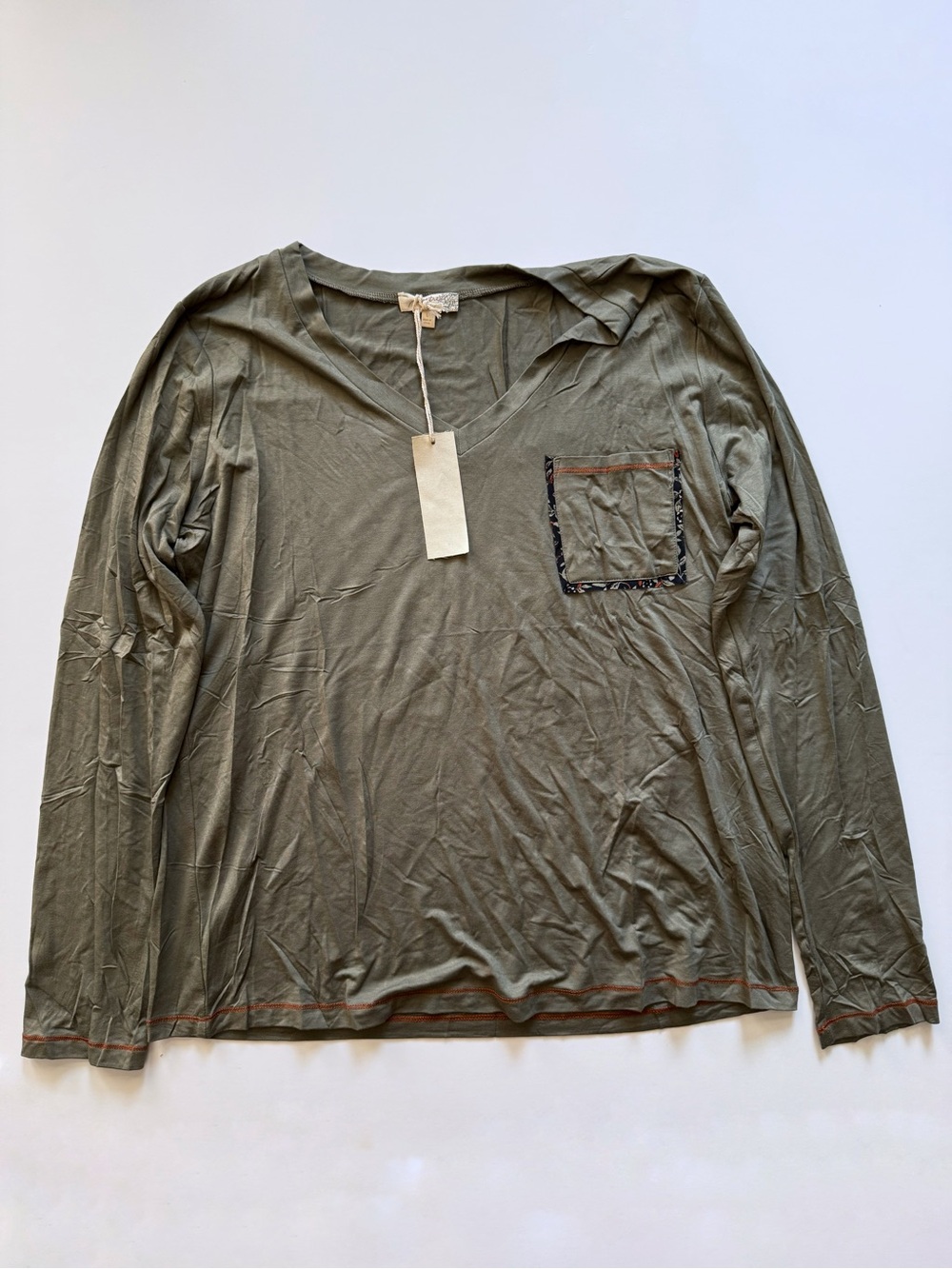 Mystree Women’s Olive Green Long Rayon Relaxed Top size S or M NWT